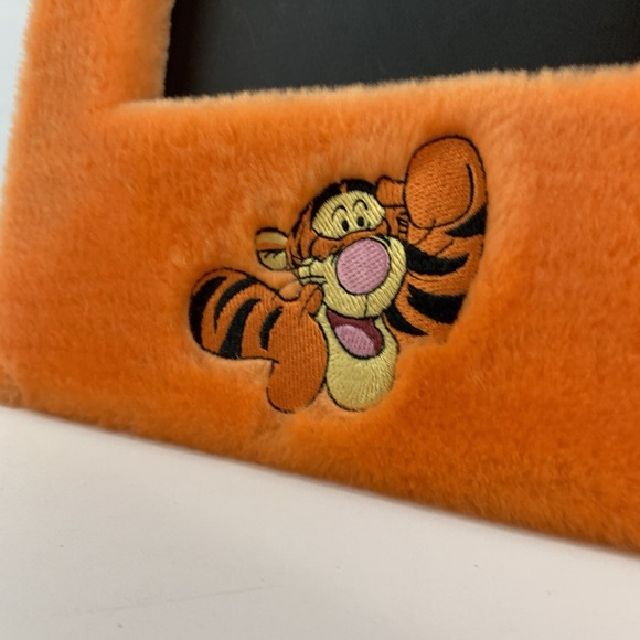 Disney Tigger Orange Fuzzy Furry Plush 4"x6" Photo Picture Frame - Picture 5 of 16